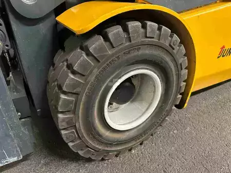 Electric - 3 wheels 2012  Jungheinrich EFG 110 - TRIPLEX 5,5 m (6)