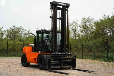 Dieseltruck 2012  Doosan D 160 S-5 - nur 4799 Betriebsstunden !! (5)