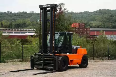 Dieseltruck 2012  Doosan D 160 S-5 - nur 4799 Betriebsstunden !! (1)