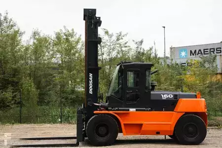 Dieseltruck 2012  Doosan D 160 S-5 - nur 4799 Betriebsstunden !! (2)