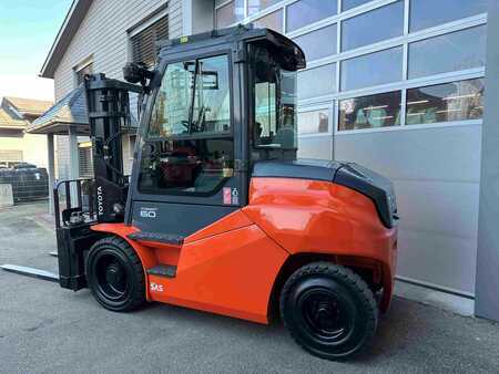 Electric - 4 wheels 2020  Toyota 9FBM60T (3)