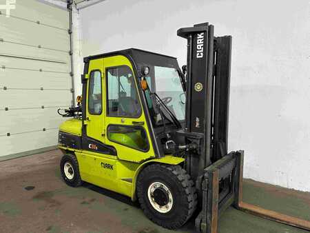 Gasoltruck 2015  Clark C55SL (1)