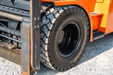 Diesel heftrucks 2016  Doosan D 90-S-7 (9)