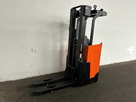 Gerbeurs à conducteur porté debout 2024  Toyota SSI160LN - TRIPLEX 5,4 m (3)