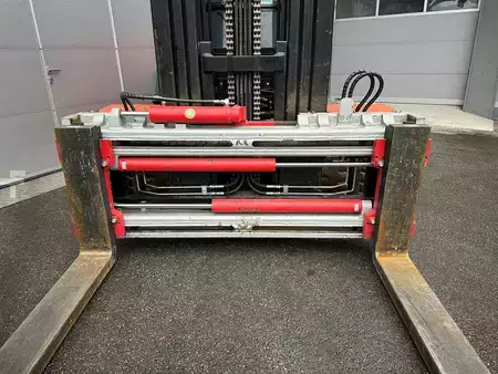 Elektromos 4 kerekű 2022  Toyota 9FBH80T - TRIPLEX 5 m (4)