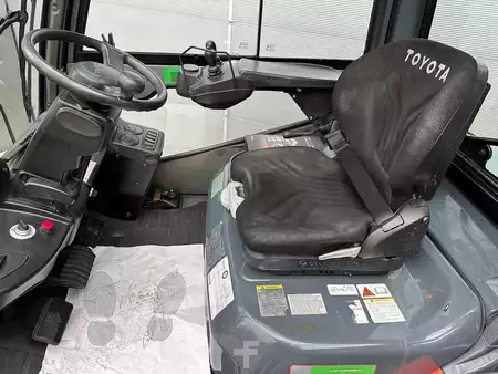 Dízel targoncák 2018  Toyota 06-8FD30F - 2433 Stunden !!! (6)