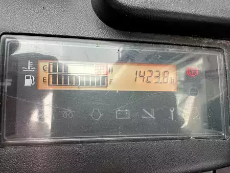 Dízel targoncák 2018  Toyota 06-8FD25F - 1423 Stunden !!! (9)