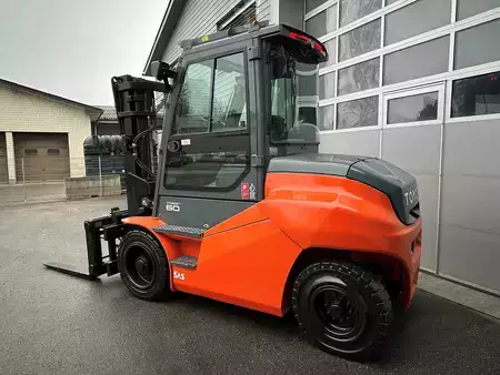 Chariots électriques à 4 roues 2020  Toyota 9FBM60T - mit DREHGERÄT !! (3)