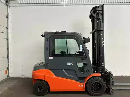 Sähkö - 4 pyör 2023  Toyota 8FBMT50 - TRIPLEX 6,5 m - NEUWERTIG !!! (2)
