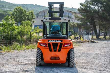 Dieseltruck 2016  Doosan D 90-S-7 (5)