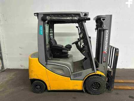 Dieselstapler 2018  Jungheinrich DFG 320s - TRIPLEX 4,4 m (2)