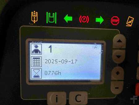 Reachtrucks 2012  BT RRE 160 - TRIPLEX 8 m (7)