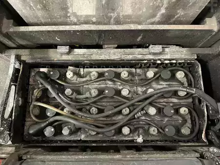 Apilador eléctrico 2017  Toyota SPE 120 L - TRIPLEX 3,9 m (6)