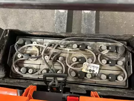 Porta-paletes elétrico 2018  Toyota LWE 180 (6)