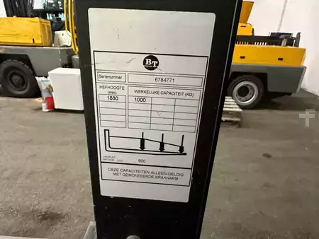 Plocktruckar vertikal 2021  Toyota OSE 100 - 1401 Stunden !!!! (6)