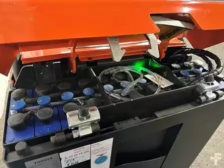 Horisontal ordreplukker 2022  Toyota OSE 250 - 77 Stunden !!!! (6)