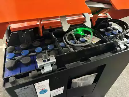 Horisontal ordreplukker 2022  Toyota OSE 250 - 85 Stunden !!!! (6)