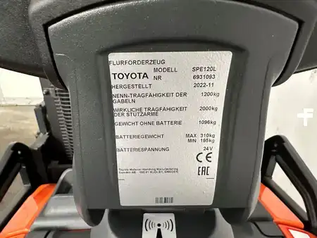 Apilador eléctrico 2022  Toyota SPE 120 L - TRIPLEX 4,5 m - 93 Bts. !!!!!! (4)