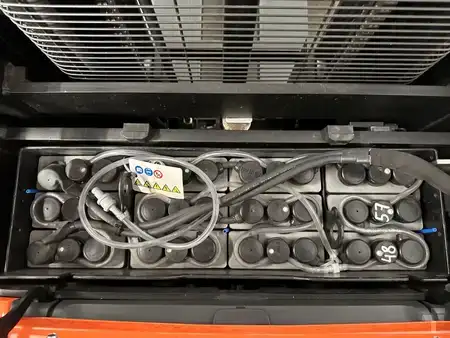 Apilador eléctrico 2022  Toyota SPE 120 L - TRIPLEX 4,5 m - 93 Bts. !!!!!! (7)