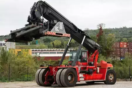 Reachstackers 2005  Kalmar DRF450-70C5XS (1)