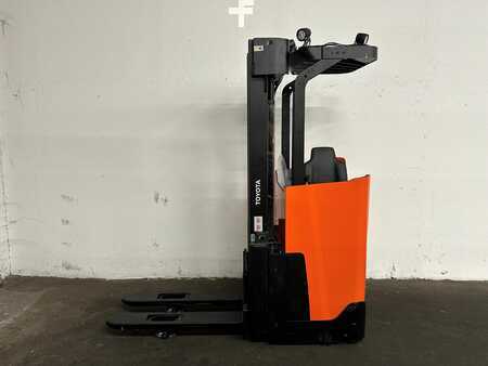 Beállós targonca 2024  Toyota SSI160LN - TRIPLEX 5,4 m (2)