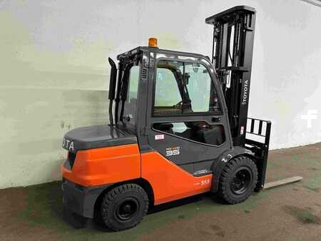 Chariots élévateurs diesel 2022  Toyota 52-8FDJF35 - TRIPLEX - NEUWERTIG !!! (3)