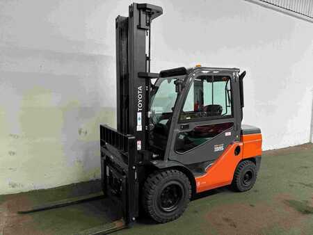 Chariots élévateurs diesel 2022  Toyota 52-8FDJF35 - TRIPLEX - NEUWERTIG !!! (4)