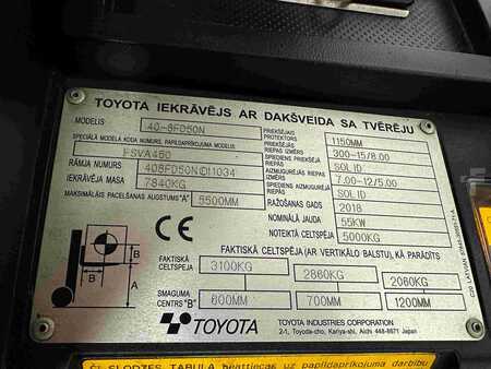 Diesel heftrucks 2018  Toyota 40-8FD50N - TRIPLEX 5,5 m (10)