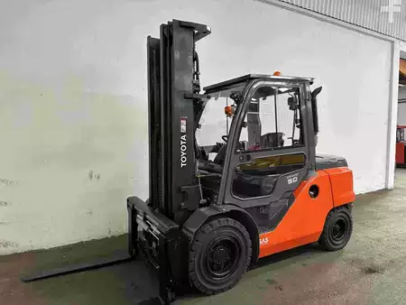 Empilhador diesel 2018  Toyota 40-8FD50N - TRIPLEX 5,5 m (4)