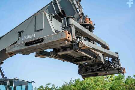 Reach-Stacker 2006  Kalmar DRF450-60C5X (7)