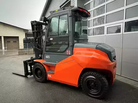 Chariots électriques à 4 roues 2020  Toyota 9FBM60T - mit DREHGERÄT !! (3)