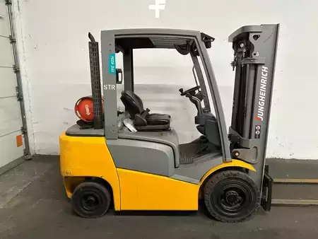 Gas gaffeltruck 2018  Jungheinrich TFG 425 - TRIPLEX 4,7 m (2)