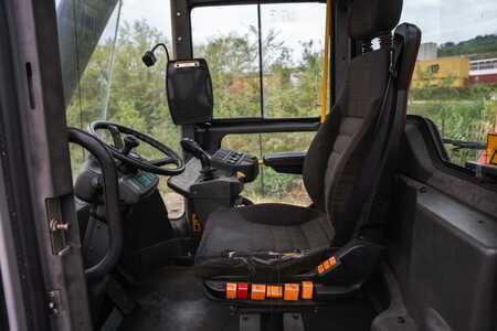 Reach-Stacker 2012  Kalmar DRF450-60C5 (8)