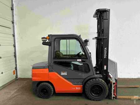 Chariots élévateurs diesel 2021  Toyota 52-8FDJF35 - TRIPLEX - NEUWERTIG (2)