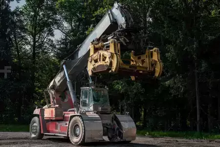 Reach-Stacker 2013  Kalmar DRF450-65A5XS (6)