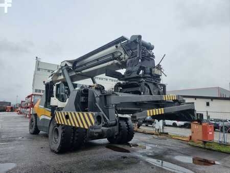 Reach stacker 2015  Liebherr LRS 545 (1)