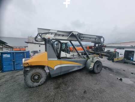 Reach stacker 2015  Liebherr LRS 545 (3)