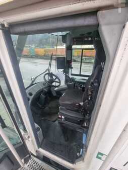 Reach stacker 2015  Liebherr LRS 545 (4)