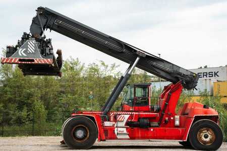 Reach-Stacker 2005  Kalmar DRF450-70C5XS (2)