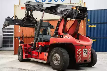 Reach-Stacker 2015  Kalmar DRG420-60S5 (3)
