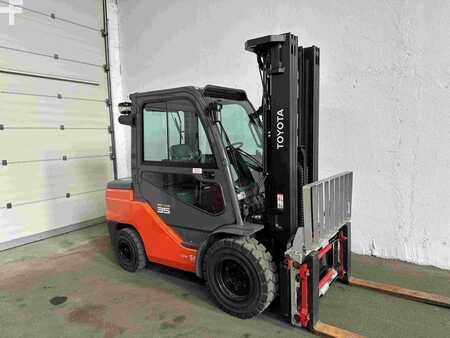 Chariots élévateurs diesel 2021  Toyota 52-8FDJF35 - TRIPLEX - NEUWERTIG (1)