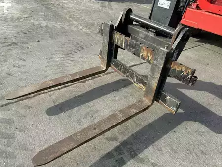 Telescopic forklift rigid 2016  Manitou MRT2540+ Privilege ST4 (1636) (12)