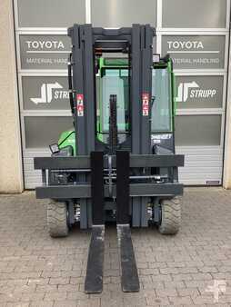 Carretilla de 4 vías 2025  Combilift CBE4000 (1)