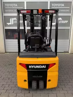 Elektro tříkolové VZV 2023  Hyundai 20BT-9U (1)
