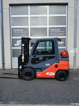 Treibgasstapler 2026  Toyota 8FGF25 (1)