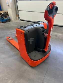 Electric Pallet Trucks 2016  Linde T20 (2)