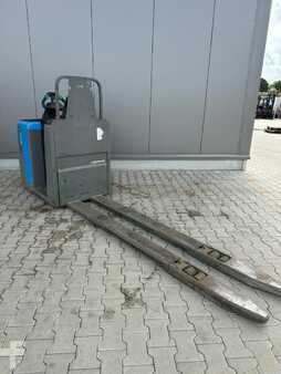 Plocktruckar horizontal 2018  Jungheinrich ECE225 240-51 (2)