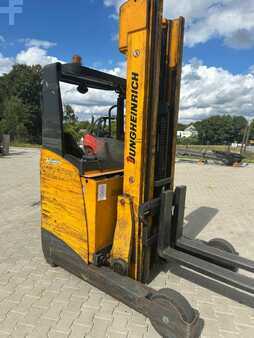 Schubmaststapler 2013  Jungheinrich ETV320 (3)
