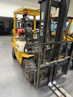 Gasoltruck 2001  TCM FG30N9 (1)