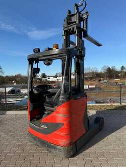 Carretilla retráctil 2018  Linde R20-01 (2)